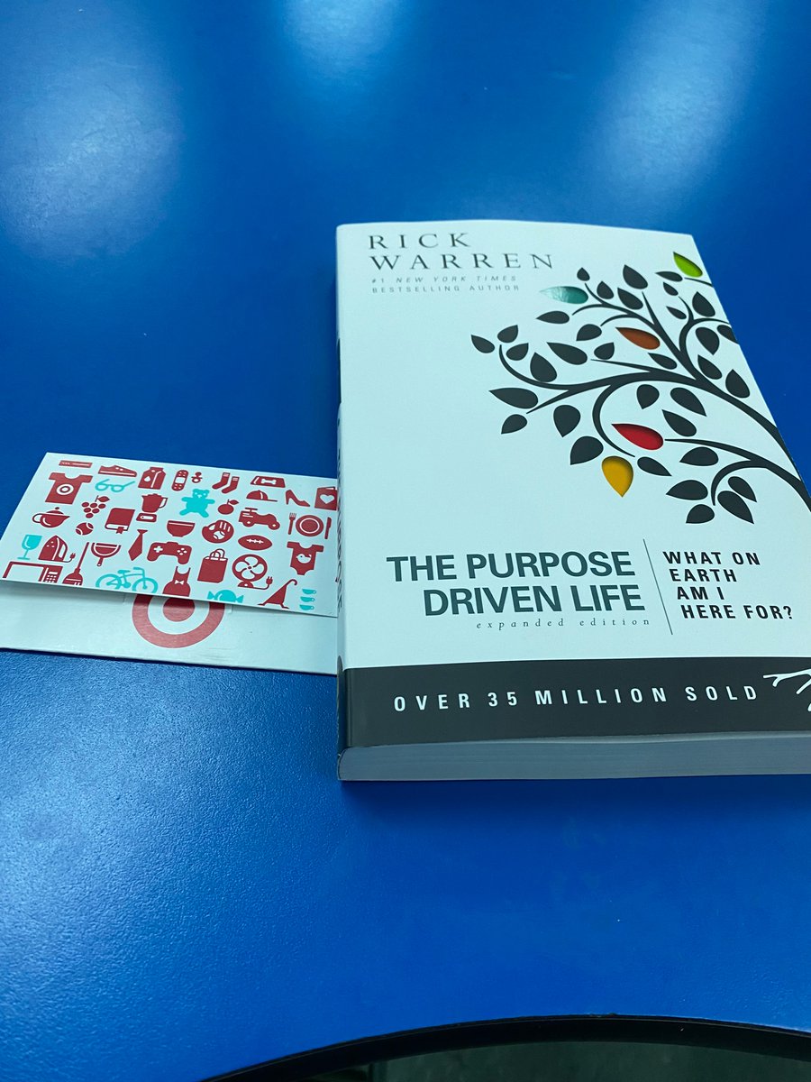 lindsaywright86's tweet photo. I love my church! They gave all the teachers in DeSoto County a devotional book and a $50 Target gift card! Thank you, @compelchurch @desotocountydreamcenter! https://t.co/nmSxT4feW0