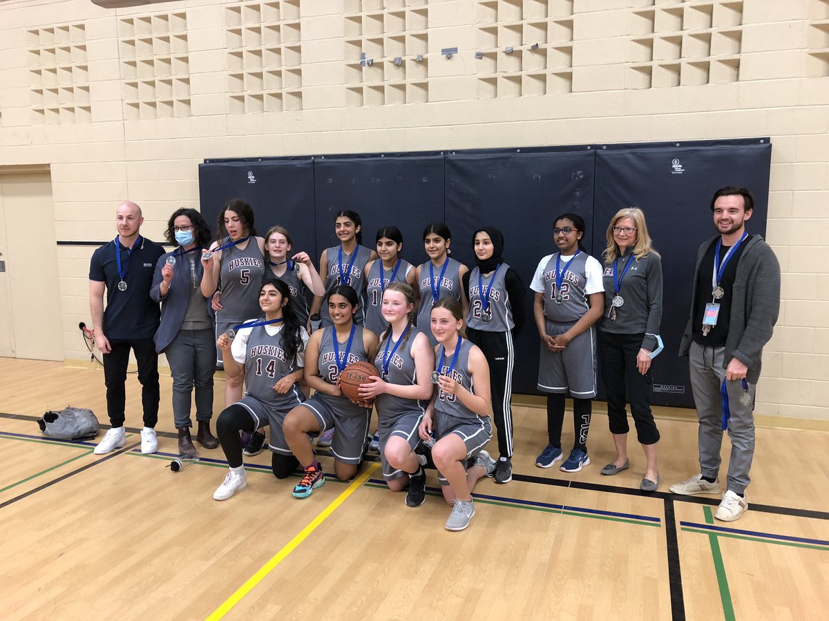 Hawthorne_PE's tweet photo. Hard fought battle!! Congratulations on an INCREDIBLE season Huskies! Div C Champs Div C/D silver medalists! Well played ladies! Well coached team! #GoHuskies @Hawthorne_PS https://t.co/37qo8zfPGM