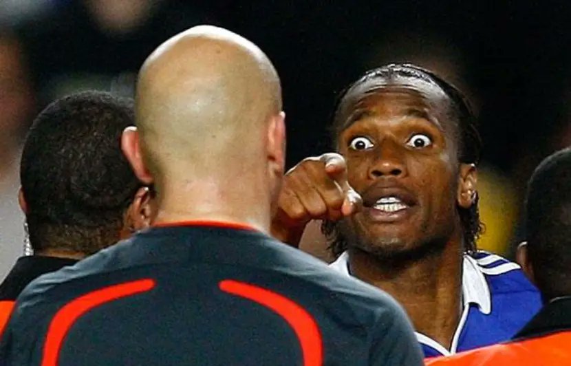 barcapassionat's tweet photo. CHELSEA - BARÇA : LE VOL DU SIECLE ?
Cette 1/2 de LdC est régulièrement citée comme l'un des plus gros "scandales" de l'arbitrage moderne. Mais qu'en est-il réellement ? D'un arbitrage questionnable à la ré-écriture de l'histoire, retour sur cette double confrontation [THREAD] https://t.co/UIBolLlOPe