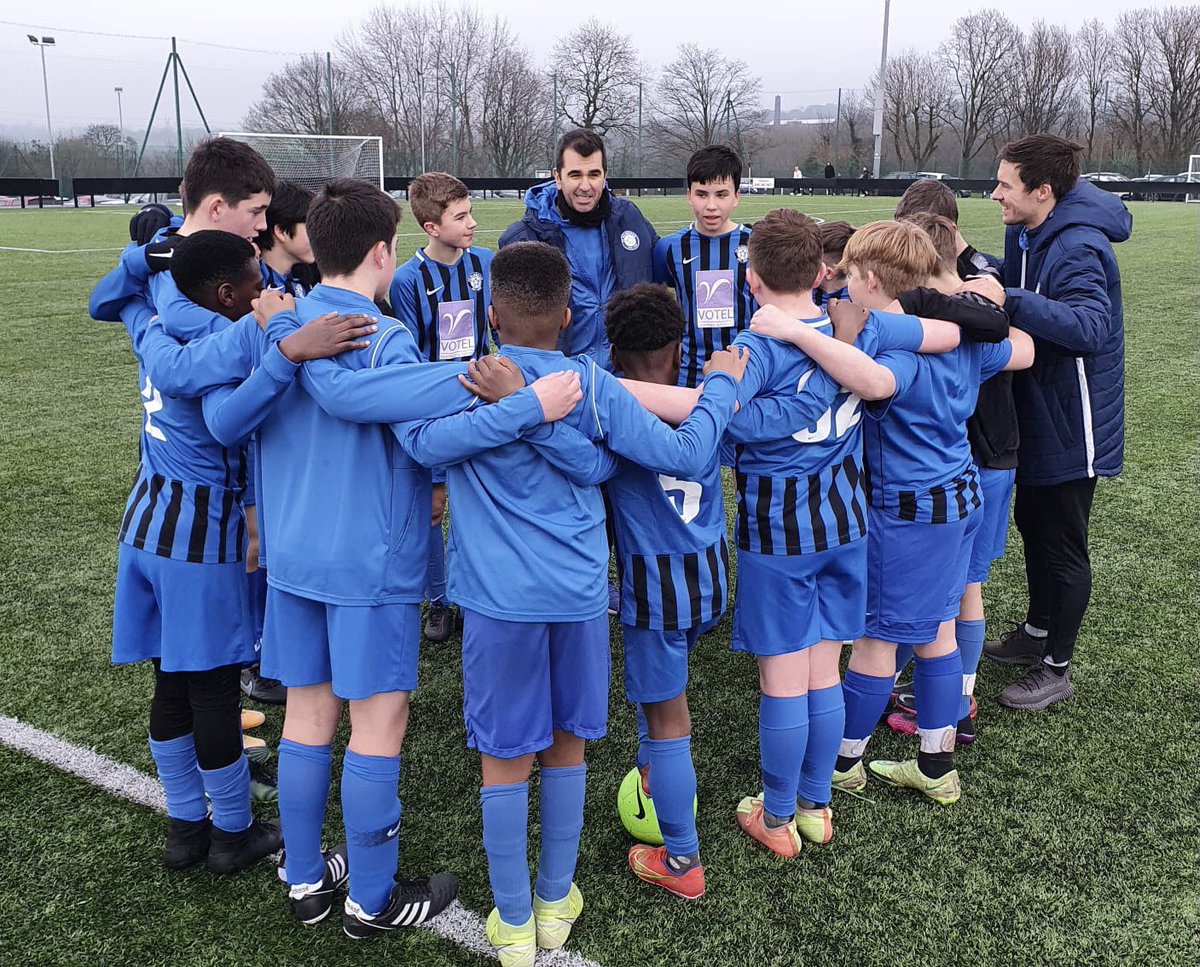 That’s a wrap folks!! Thanks to Alex and his @countycolts U13s for our last game of the season. Good luck for your <a href="/Manchester_FA/">Manchester Football Association</a> cup final. Huge thanks to the parents, coaches and most importantly the kids in what’s been a tough <a href="/EMJFL/">EMJFL</a> campaign <a href="/bluestar_fc/">FC Bluestar</a>