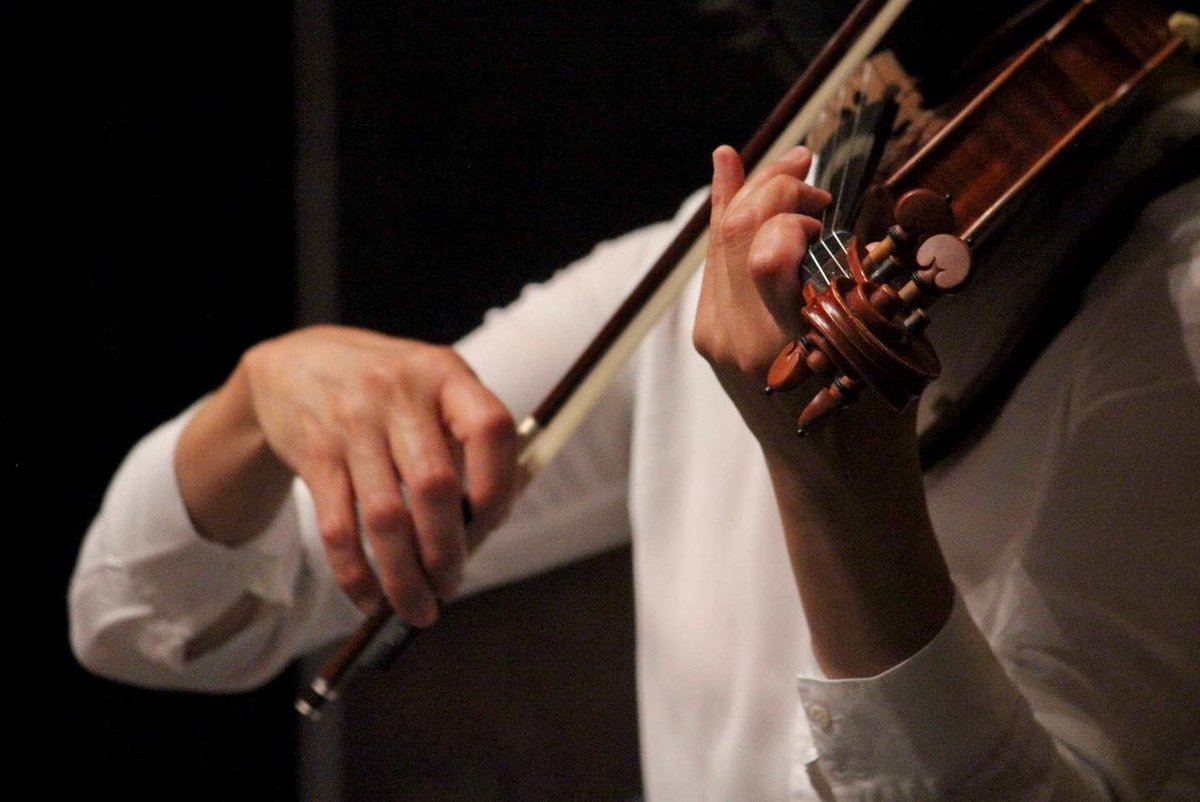 OSN_MX's tweet photo. Esta semana te presentamos un programa con obras de #ReadThomas, #Vivaldi, #Sibelius, #Yakimenko y #Lyatoshinsky. Bajo la dirección y ejecución de William Harvey, concertino de la OSN.
Boletos en taquillas del @PalacioOficial @INBA_Mx https://t.co/cSFom9hkBE