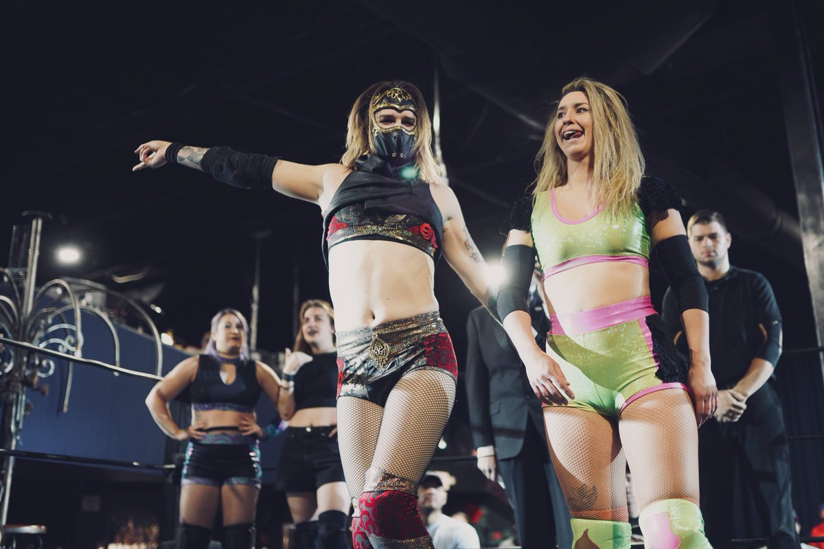 VeraSadlyPhoto's tweet photo. #ArtsyFartsy #HitEmUpStyle @WWRProWrestling 
@edithsurreal @EricaWrestles https://t.co/43ZWNGpTWP