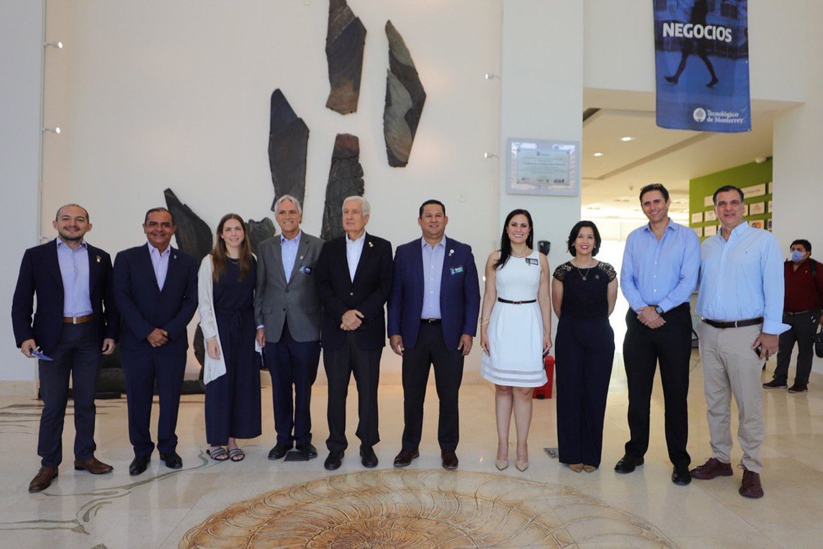 municipio_leon's tweet image. Haciendo una reflexión acerca del futuro que queremos como ciudad e impulsando la innovación y las ideas, la Presidenta Municipal @AleGutierrez_mx participó en el encuentro #TecBeyond: Future Skills del @TECcampusLEO.