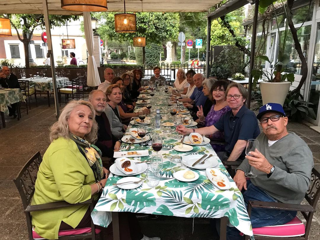 karininsight's tweet photo. Our guests are enjoying their first evening in #Seville during the Best of #Spain &amp; #Portugal tour along with Travel Director Betty 🤗 https://t.co/J7lhPTbrfl