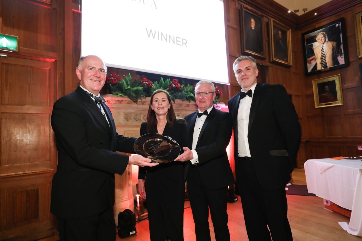 ArchitectureNI's tweet photo. RSUA Design Award Winner: Altnagelvin Acute Hospital North Wing. Designed by @HLMArchitects and @HBDarchitects for @WesternHSCTrust. #rsuadesignawards22 #awards #winner #northernireland #architecture https://t.co/nknhdgcsbg