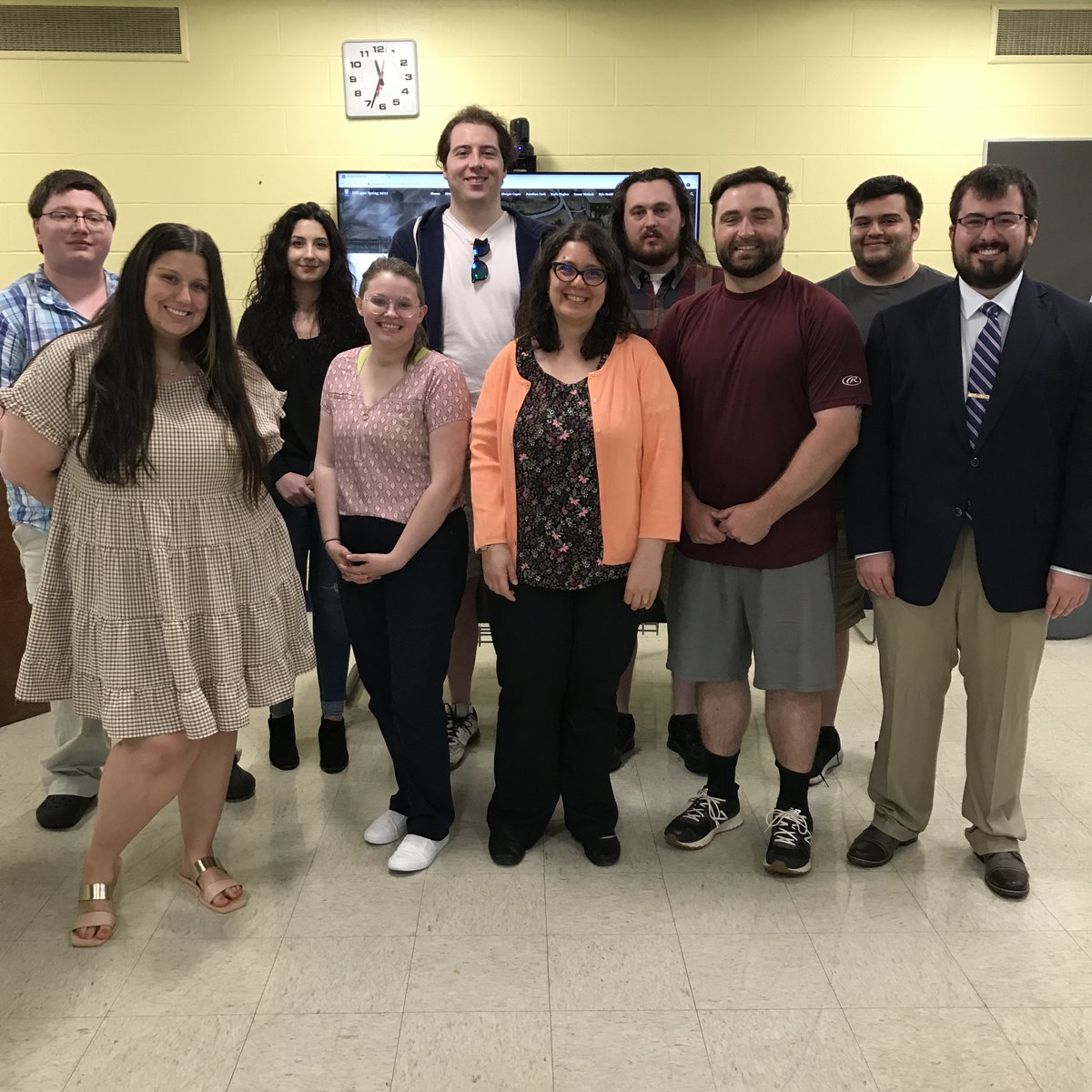 MurrayStateHist's tweet photo. Great job to all of the presenters and to Dr. Rivera who mentored these exciting research projects on the history of Murray State University!  #MurrayStateHistory #MurrayStateCHFA #WeAreRacers #MurrayState100 #RacerFacultySuccess https://t.co/MJIMrrqIja