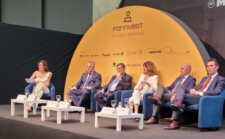 Dos jornadas intensas en #15 Forinvest Valencia. Un re-encuentro sectorial con grandes profesionales y compañeros. "La Vida en AXA”