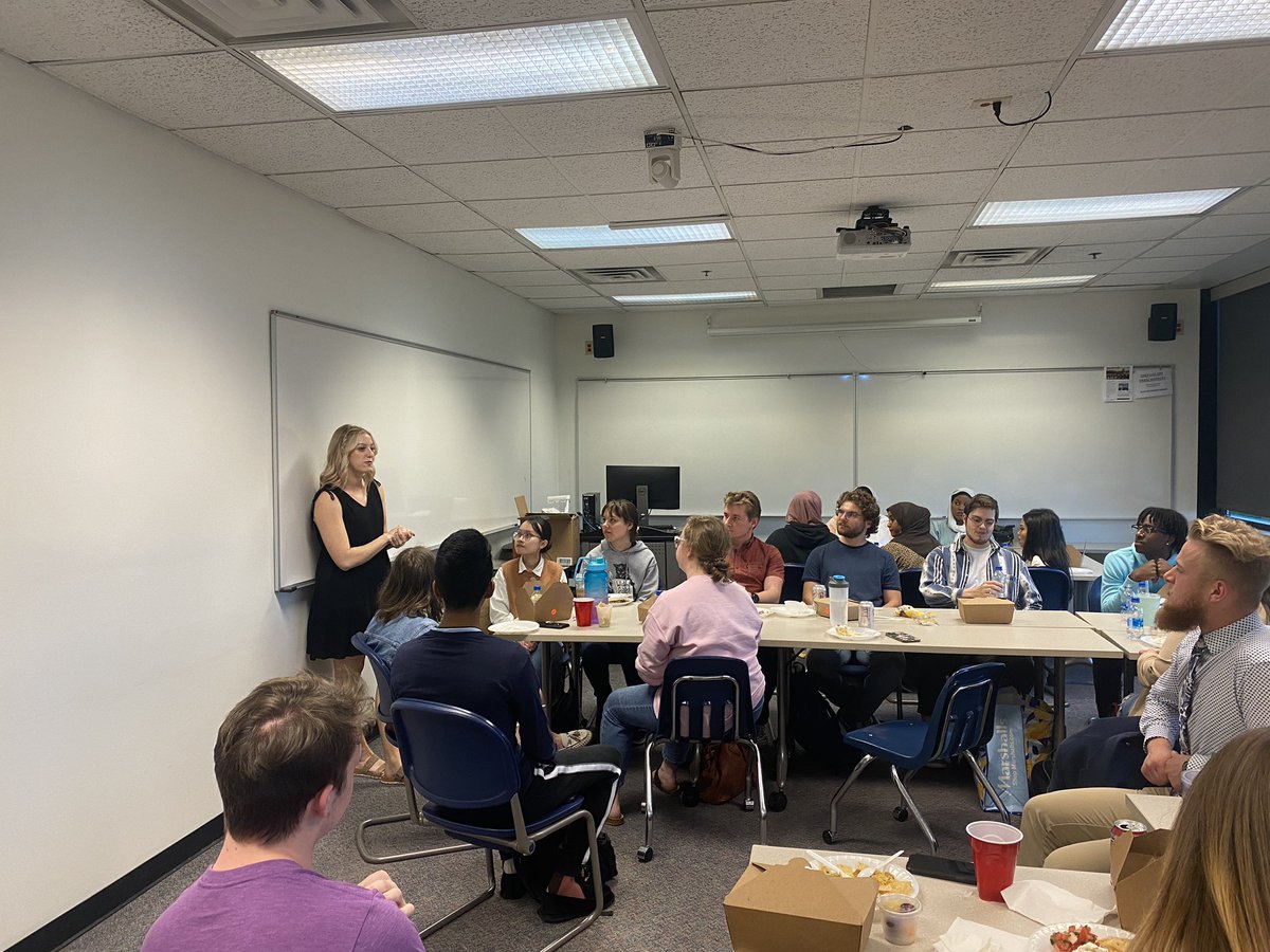 EconWithDrA's tweet photo. Great end to the #CEEpros group. Already looking forward to the fall and all the work we will do next year. The professional development meetings were a highlight of the year. Thanks to the students for being curious and engaged. https://t.co/4NWHPt7gLP