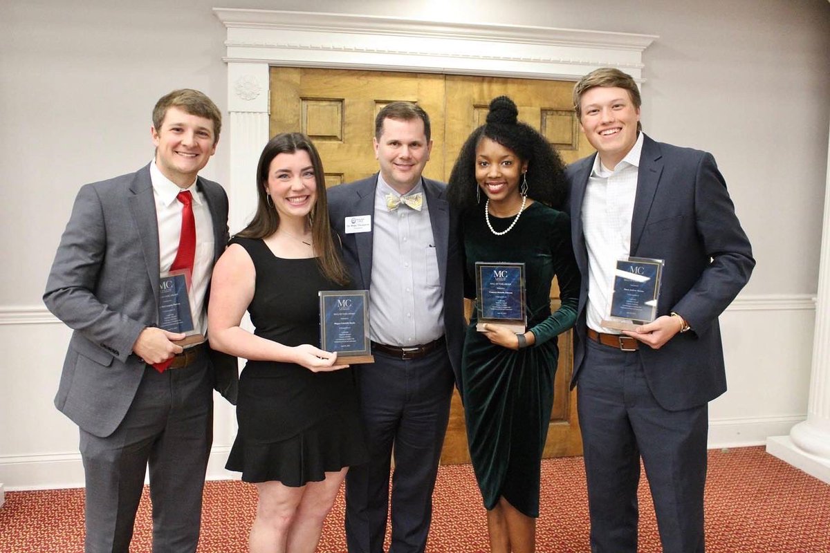 Blake Thompson tweet media