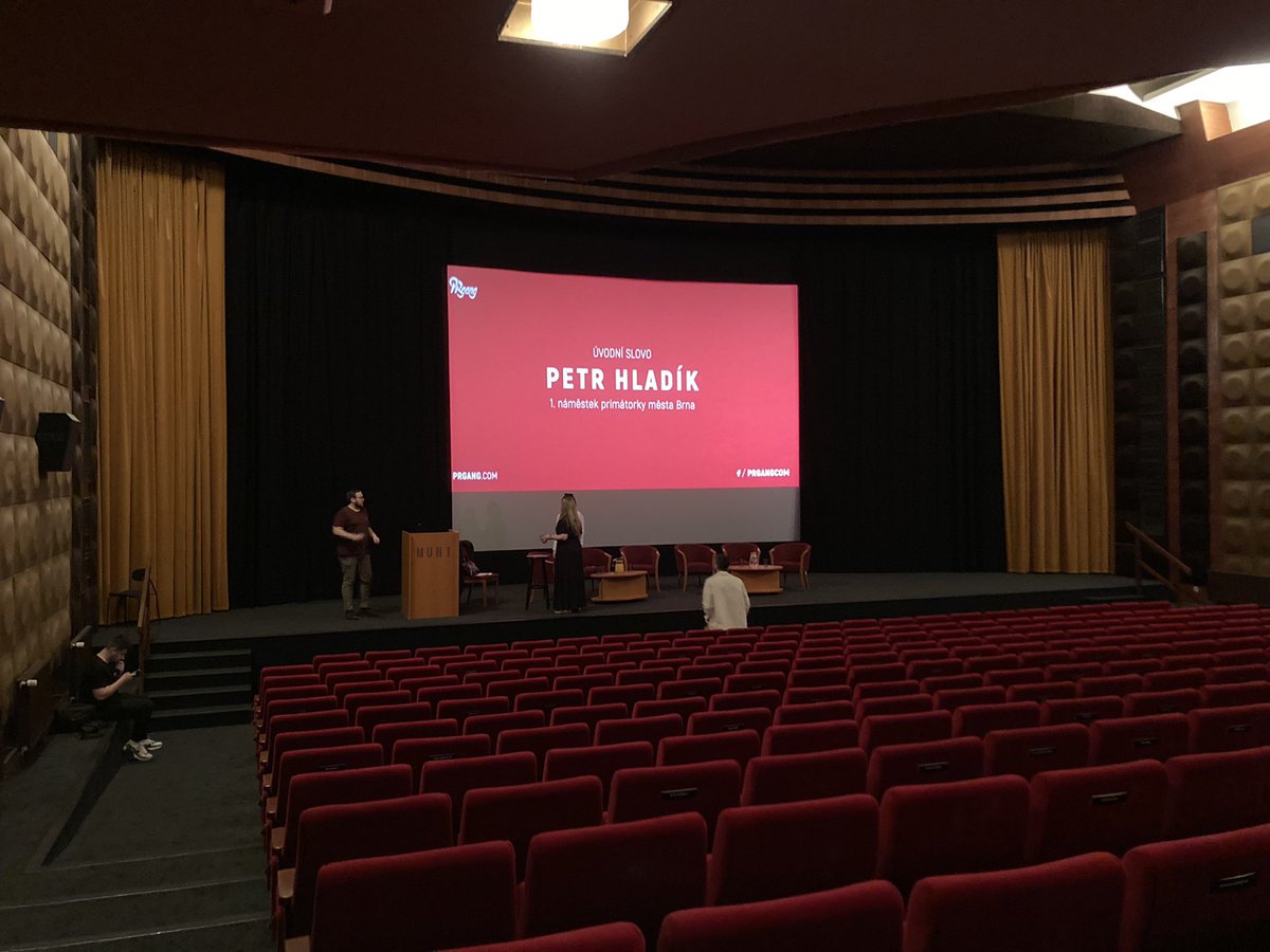 Michal Hrones tweet media