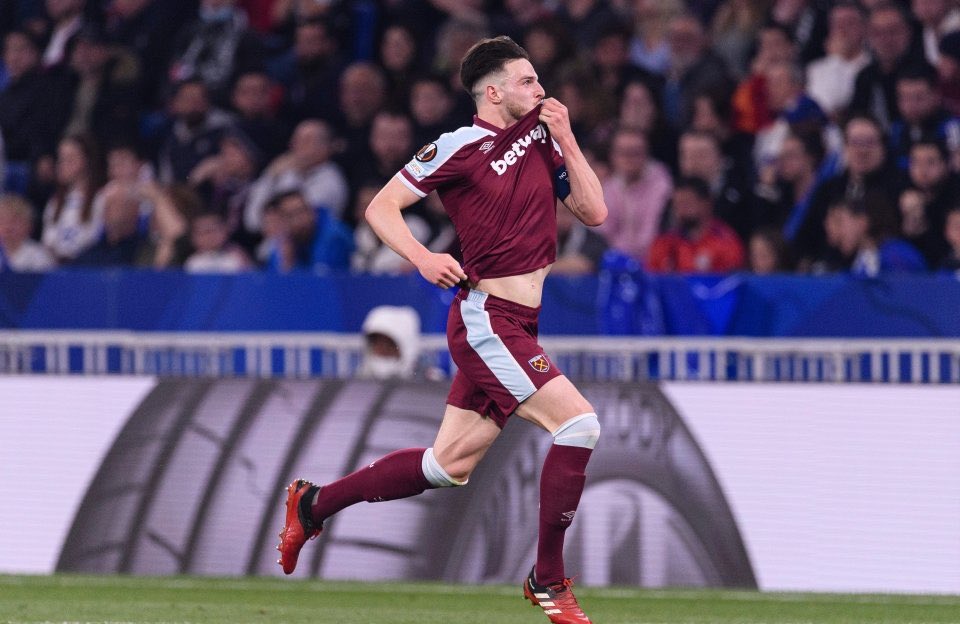 WestHamViews_'s tweet photo. Declan Rice:

“I want more, the lads want more and this club deserves more. I’m sure we will back!”

❤️⚒️ #WHUFC #COYI https://t.co/2SjWf0ARjj