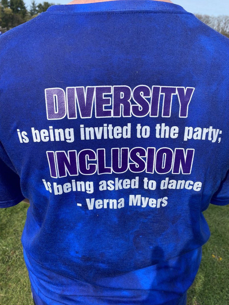 AaronRobb5's tweet photo. Another fantastic #Wahconah Unified Track &amp; Field meet at Hampshire with Westfield! GO BLUE! @MIAA033 @SpOlympicsMA @WRHSGoBlue @wahconahrhs @UnifiedGeneration #ChooseToInclude https://t.co/B9iuEy6Xey