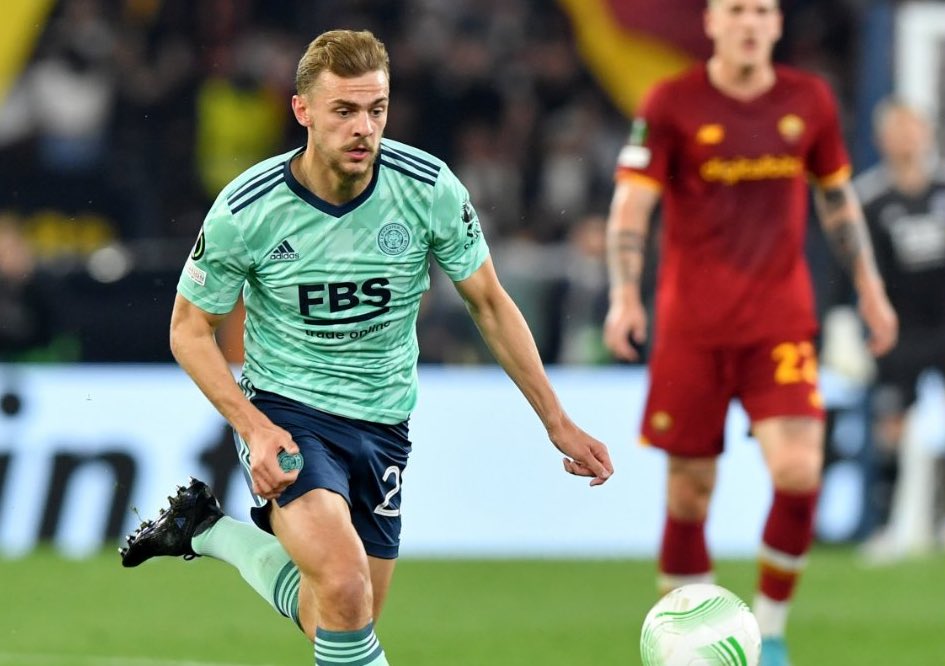 MozoFootball's tweet photo. 🏴󠁧󠁢󠁥󠁮󠁧󠁿 Kiernan Dewsbury-Hall completed more dribbles (3/4), won more ground duels (10/14) and suffered more fouls (3) than any other Leicester player against Roma. 

Unlucky. #UECL #LCFC #ASRLEI https://t.co/obOgW6pdA2