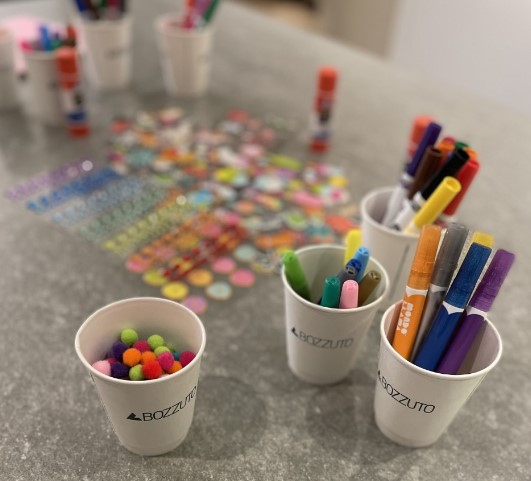 PearsonSquare's tweet photo. In anticipation for Mother's day, we want to give a big thank you to everyone who joined us today to create specials cards for all the rock star moms out there. #bozzuto #bozzutoliving #apartmentliving #pearsonsquare #fallschurchcity #mothersday https://t.co/lhSObthZ8j