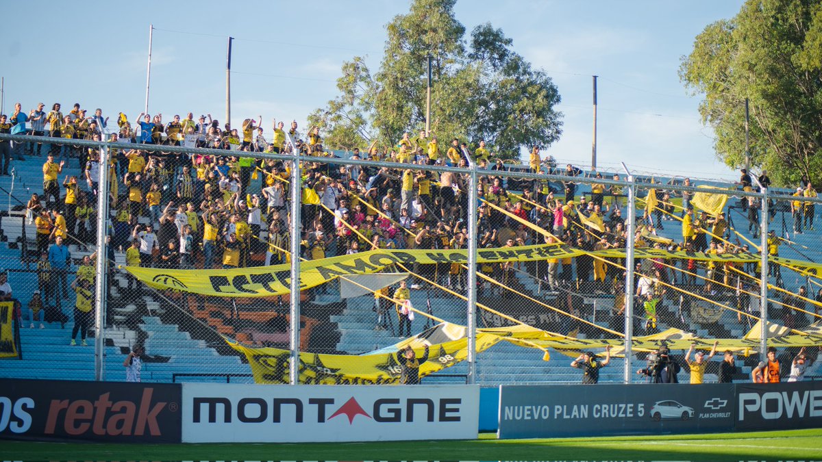 CSyDFlandria's tweet photo. Miércoles, 5 de la tarde, Córdoba

No lo entenderían 🤪

#ElOrgulloDeUnPueblo💛🖤 https://t.co/Garh4g47Nk