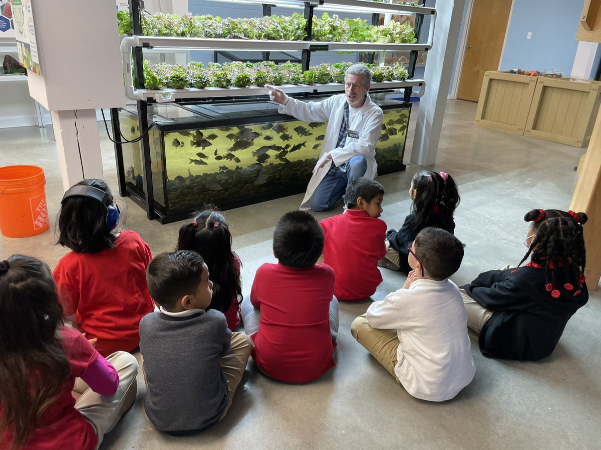 Ms. Megan tweet media