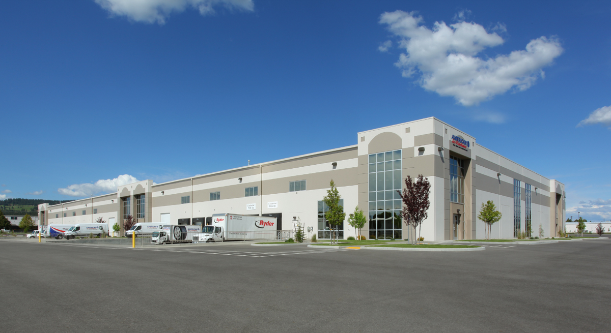 The Euclid Logistics Center transformed the southeast corner of The Park into a state-of-the-art distribution and logistics center. Featuring the markets only LEED certified buildings, they boast 36-foot-clear height, and cross-dock capacity provide with 135-foot truck courts.