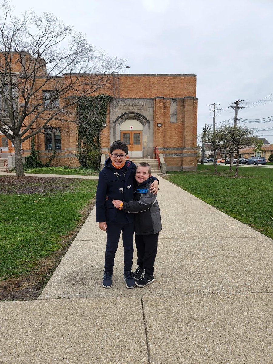 Ebinger School tweet media