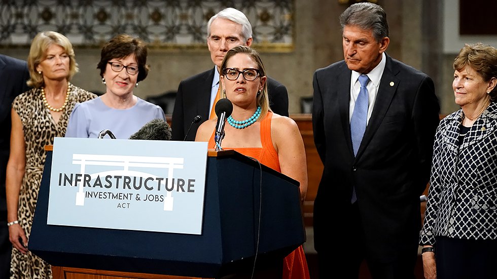 thehill's tweet photo. "To save their party, Democrats should return to the center" (@TheHillOpinion) https://t.co/PntdNPdaHv https://t.co/FkcJc2fBXp