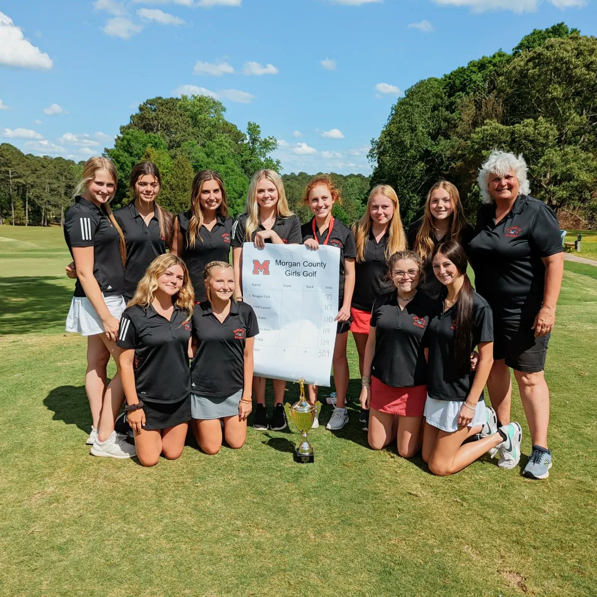 ReaganFolk's tweet photo. 2nd year in a row of being the area low medalist and team going to state! 🏆 https://t.co/SqNRqH76Xn