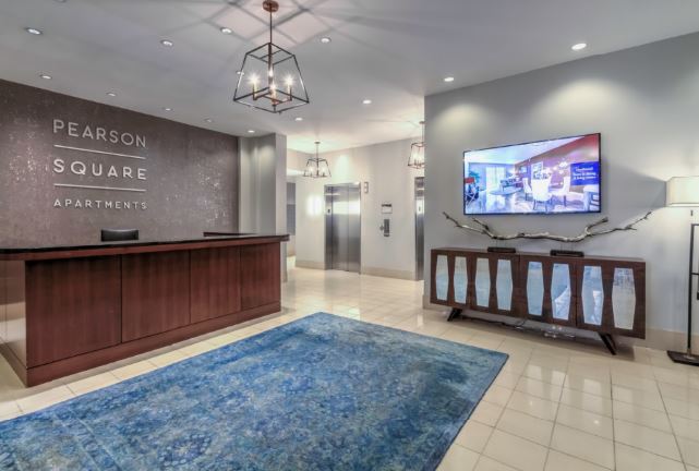 PearsonSquare's tweet photo. Designed for living in not living around, Pearson Square offers charming amenity spaces, on-site concierge and a pet-friendly community. Please visit our website at https://t.co/GkMr5F50p8. #bozzuto #bozzutoliving #apartmentliving #pearsonsquare #fallschurchcity https://t.co/3cY5TnTzGa