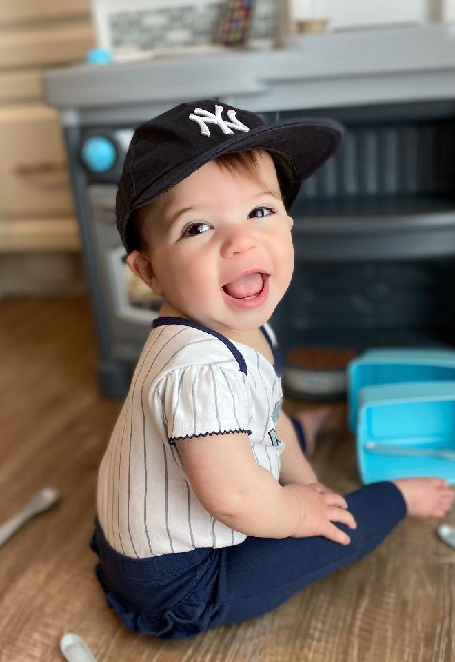 JGallo02's tweet photo. 1yr old Yankees fan, Lucy Gallo from Lynbrook NY!! #YESfanphoto https://t.co/iqKY5OqoG8