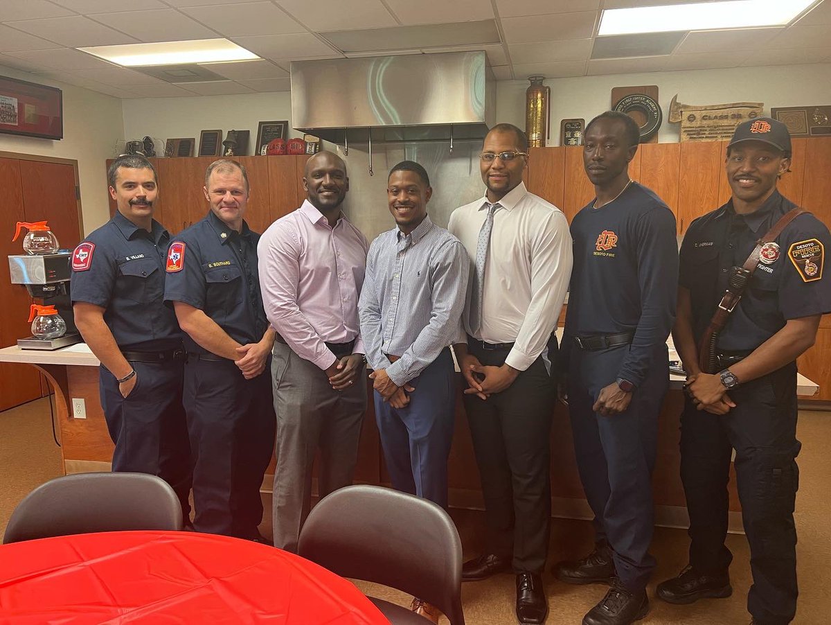 desototx's tweet photo. CONGRATULATIONS: You’re looking at the 2022 @desotofd Training Center scholarship recipients!!

🎊 TJ Bell 
🎊 Sergio Phillips 
🎊 David Anthony 

Help us wish them a huge congratulations! https://t.co/qXECpNuHqf