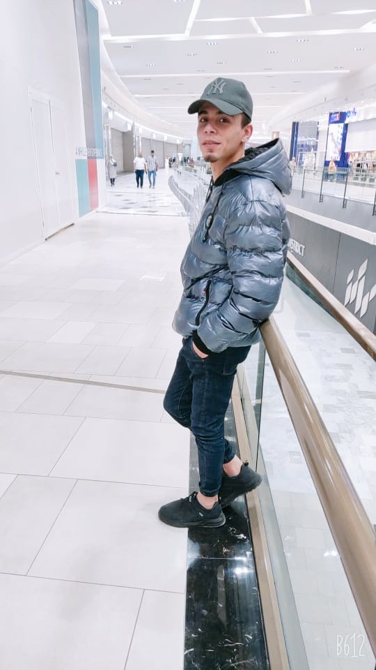 كول سنه ونتم طيبين وعيد سعيد عليكم 🤗🤍