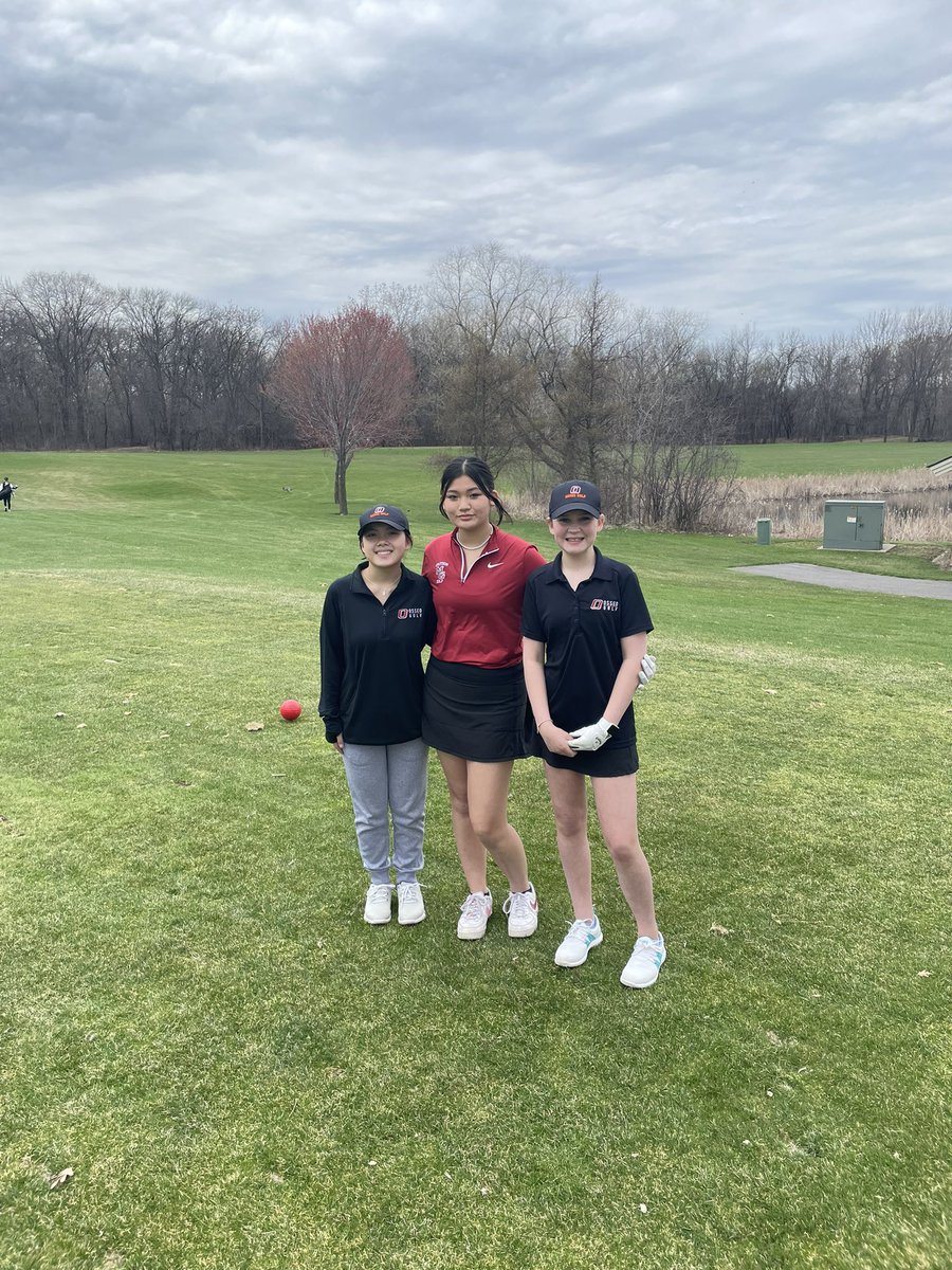 OSHGirlsGolf's tweet photo. Great JV match with @MGGirlsGolf today! #weare279 https://t.co/tZXGh1KjsF