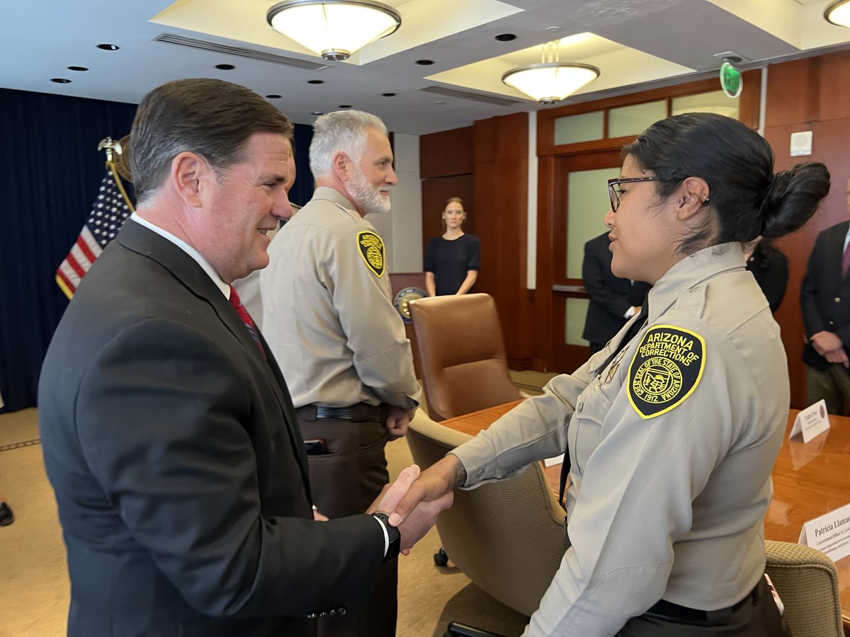 DougDucey's tweet photo. Privileged to meet today some of the unsung heroes of law enforcement – Arizona’s correctional officers and employees. Every hour of every day, they show up to work and encourage, motivate and guide the men and women who are paying their debt to society. 1/ https://t.co/R9yNGgLIhw