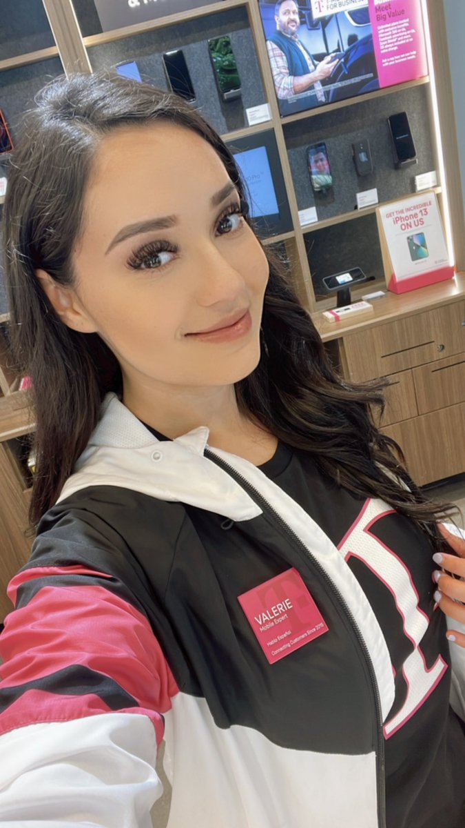 Valerie Moncada tweet media