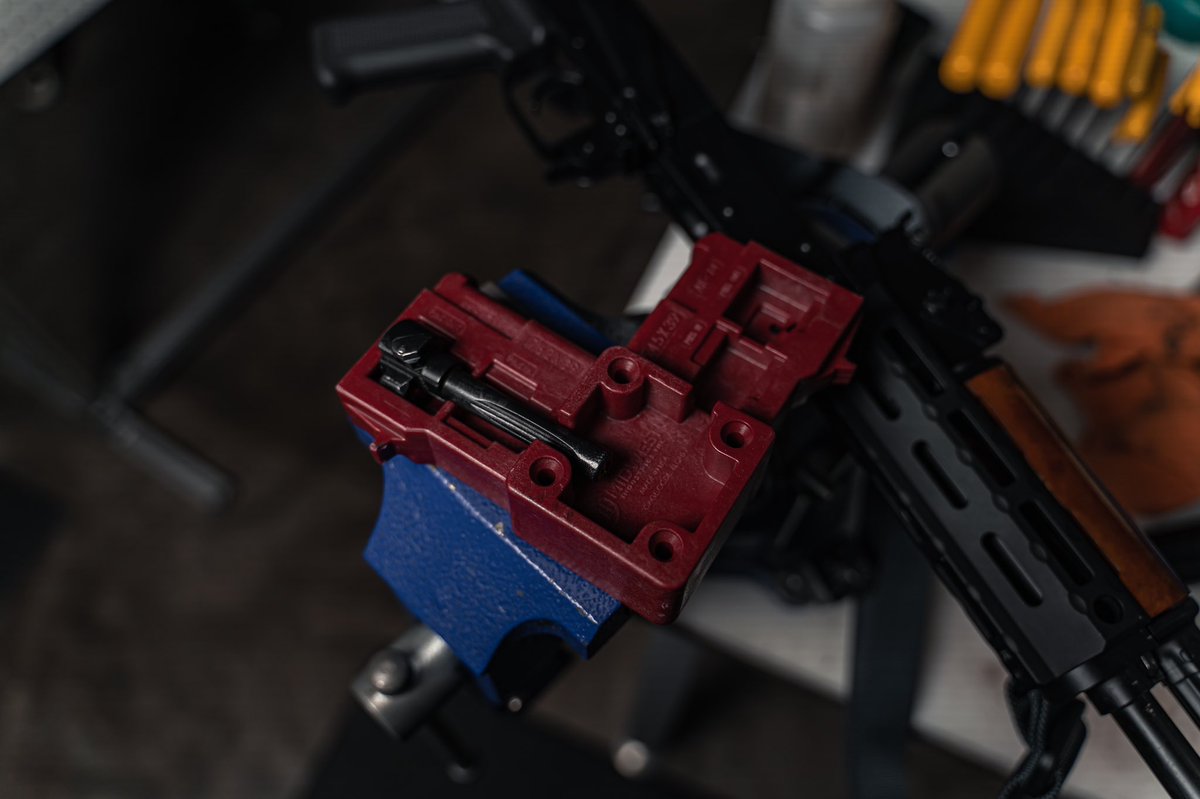 MidwestIndinc's tweet photo. Quality maintenance makes guns last longer.
-
-
-
#midwestindustries #gunsmith #tools #guntools #riflebolt #recieverblock #ak47 #ak74 #gunsdaily https://t.co/BAfTO9hoar