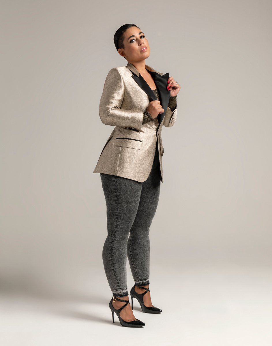 cinavaphoto's tweet photo. CiNava (IG cinava_photography) portrait of @mimigstyle #WomensBusinessMela #BusinessWoman #empowerment #empoweringwomen #womenempoweringwomen #glamour #influencer #fashion #fashionphotography #portraiture https://t.co/MBDoqqWA9k