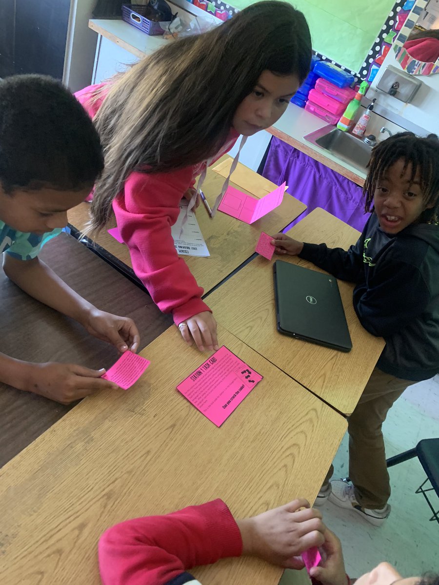 Cristina Manzel tweet media