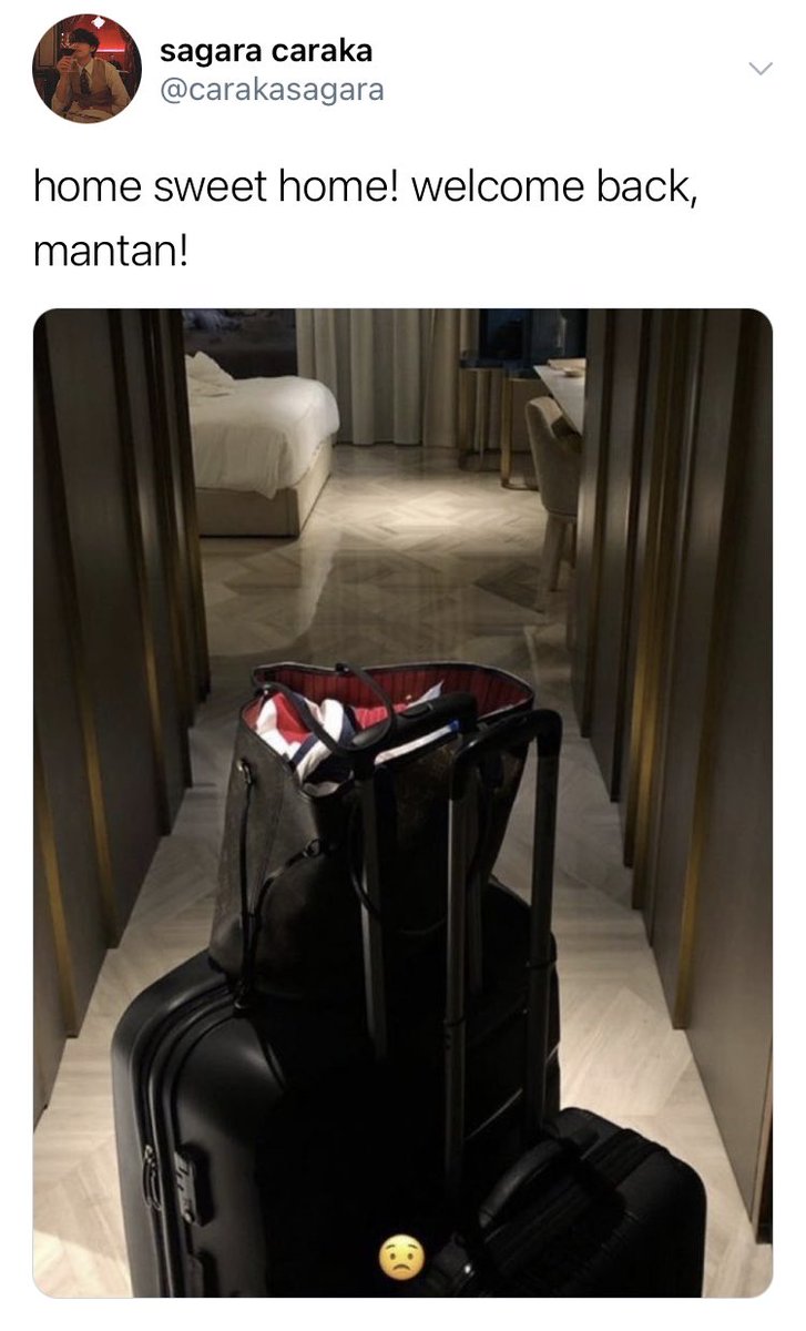 taehyung local au 

“right person, wrong time.” 

ceritera — by © kisserkook