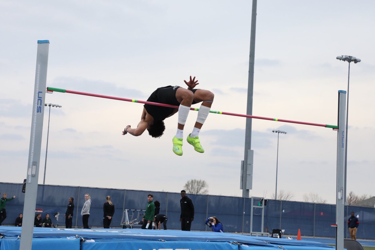 GVSUXCTF's tweet photo. ⚓️School Record⚓️
Eli Kosiba wins the Men's High Jump clearing 2.20m at the GLIAC Outdoor Championships!  #anchorup https://t.co/i5IHUVrOCf