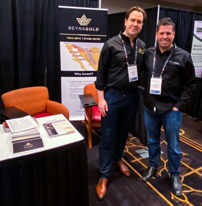 MarsIR_Inc's tweet photo. #ClientLove| Michael Wood, CEO of @ReynaGoldCorp and Jorge Monrroy CEO of @reynasilvercorp at Planer MicroCap Showcase in Las Vegas. Come visit us in our Booth #502
#MarsIR #InvestorRealtions #Mining #JuniorMining https://t.co/weEk4gUkil