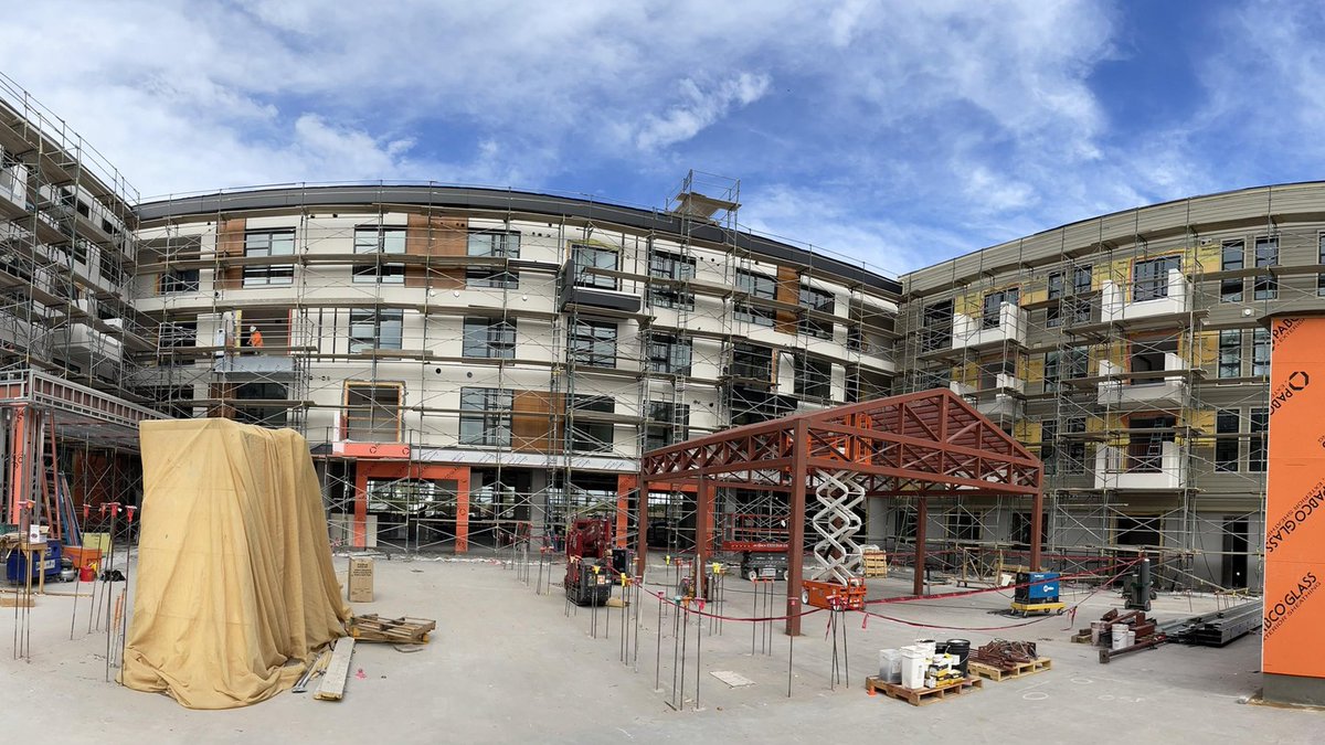 TheCommonPhx's tweet photo. Watching The Common take shape with this panorama of the courtyard. 😍🛠️ https://t.co/ErqfrEbwax