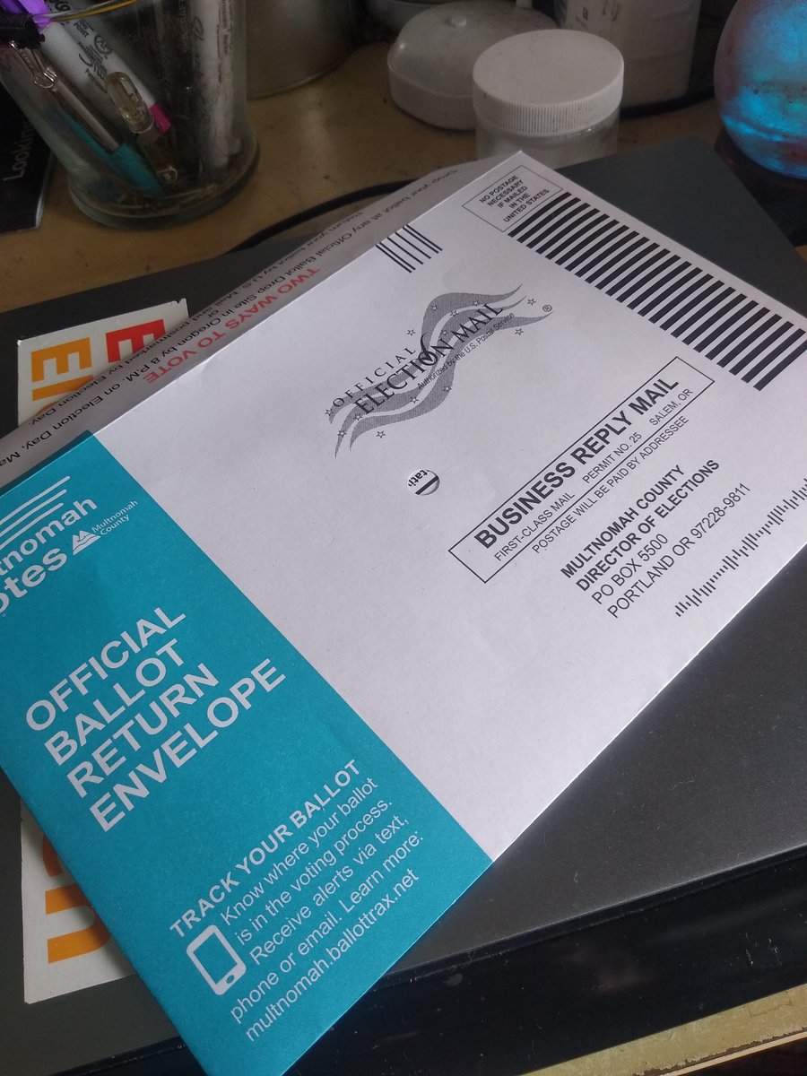 kmbrly101's tweet photo. When your state wants you to vote by making it easier for you to vote and then follows up with you after you vote! 👍🇺🇸 #VotingTransparency #OregonWantsU2Vote #BlueWave2022 #VotingRightsAct https://t.co/KI4LDqqL6a