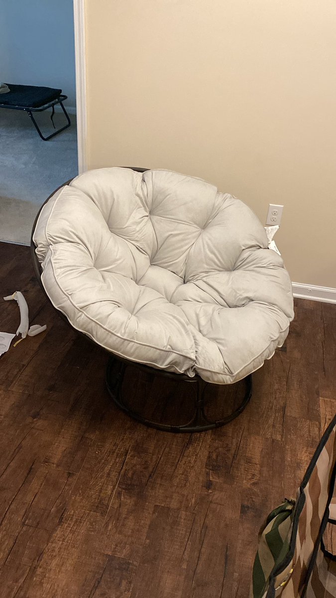 JPATrades's tweet photo. The finest chair in all of $TGT #ThePromiseKeeper ๐คฃ https://t.co/UgFDShyDYE