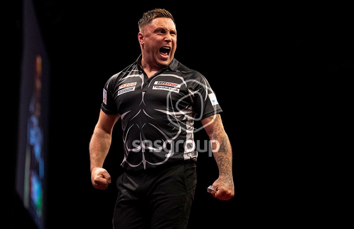 GH1876's tweet photo. 🎯 Was buzzing to be covering the @OfficialPDC Premier League at the Hydro at work tonight. Hopefully the first of many darts events I cover🤞🏽🤩.
#CazooPL #PictureDesk 📸 https://t.co/brEV0f8C9H