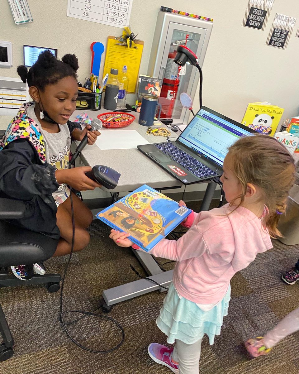 LCE_Lion_Lib's tweet photo. Lion librarians in training! These 2 amazing Kindergarten students saved up enough Lion loot to be  librarian for a day. They each got to choose the classes activity for next week and assisted with book checkout. ❤️🦁📚#LionsPride https://t.co/DcYTtVNhIA