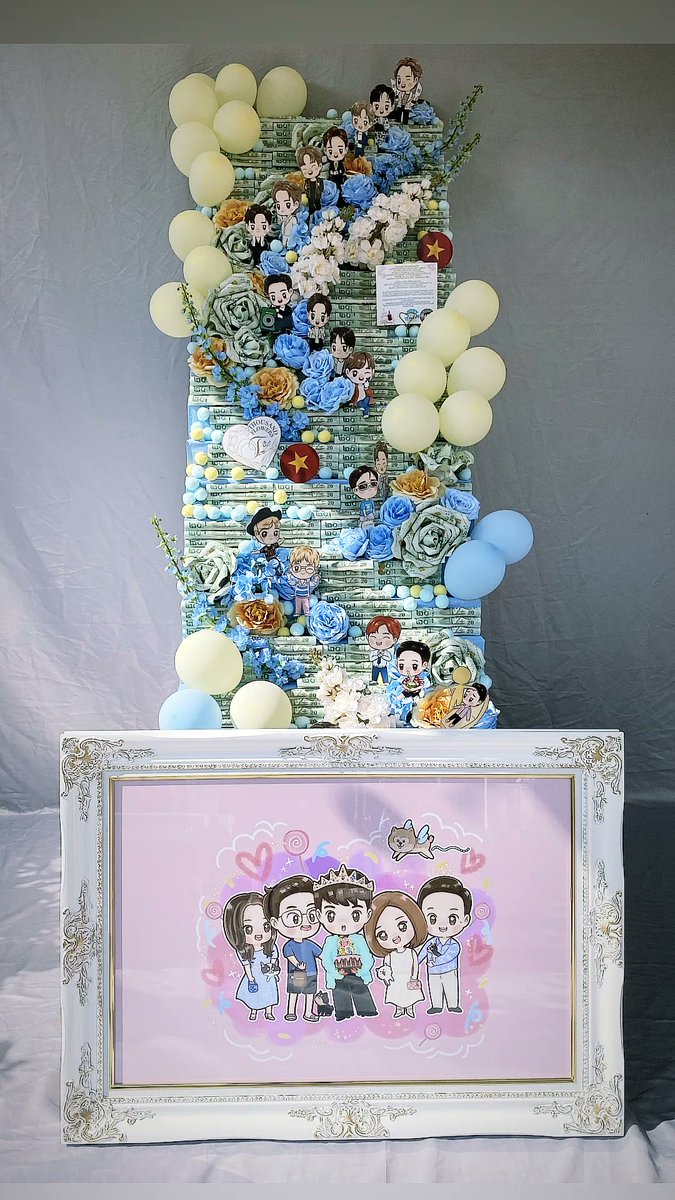 HoangHaMy0807's tweet image. ของขวัญวันเกิดนี้ได้ออกไอเดียและเตรียมมาในระยะเวลาค่อนข้างยาวนาน แต่ละรูปคือจุดสำคัญของพีพีใน 23 ปีที่ผ่านมา การได้มาเห็นพีพีเติบโตคือสิ่งที่มีความหมายกับชีวิตพวกพี่มาก
Happy Birthday PP❤️Late but don&apos;t forget!
#HBDPP23rdProject
#กิ๊บอะเวย์พีพี23ขวบ 
#HBD23rdพีพีProject 
#ppkritt