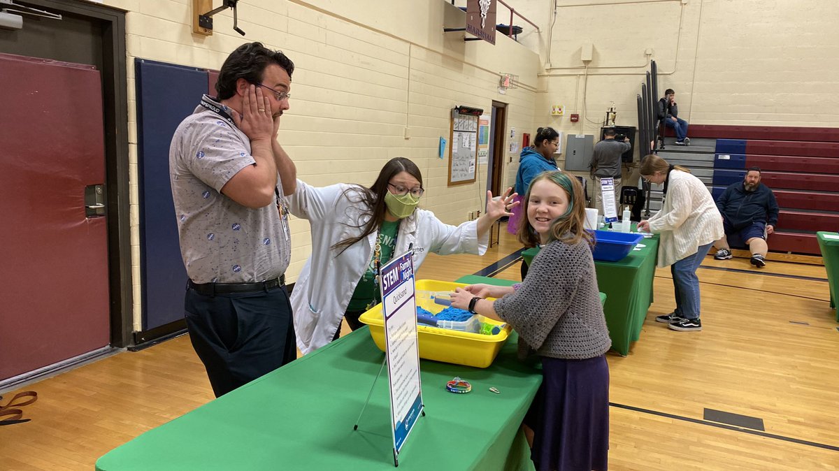 MarshallUsd259's tweet photo. Stem night fun with Exploration Place at Marshall Family last tonight! Ohh what fun we had!!

#Fun #STEM #ExplorationPlace #WeareMarshall #SomosMarshall #WPS #WPSProud @WichitaUSD259 https://t.co/sn1ASbC5Bd