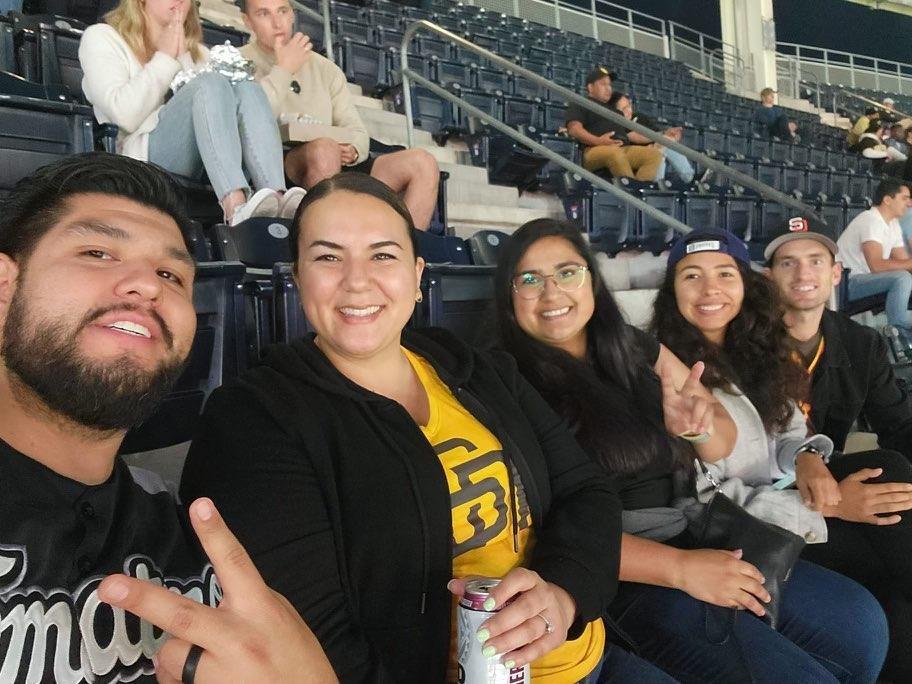 amarxson's tweet photo. Padres up 2-1 on Teacher Appreciation Night! #timetoshine https://t.co/xO9n7dsOaE