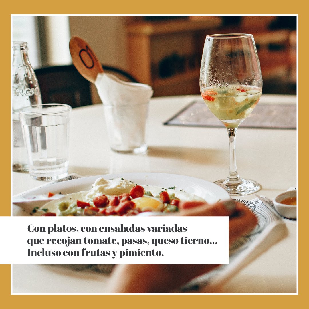 USArating_es's tweet photo. 🥂Fresco, un toque ácido, de aroma intenso, el #sauvignonblancday merece ser celebrado. Mira nuestras sugerencias de #maridaje y prueba los mejores #sauvignonblanc de la mano de @EntreTapias @BodegasPandora @RiccitelliWines @conchaytoro y @CasasdelBosque https://t.co/1mfgwGFnTa