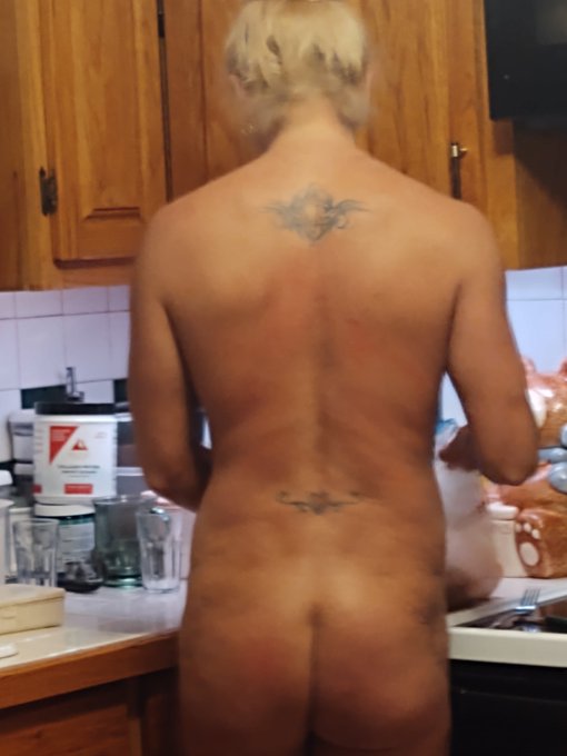 Just home from the gym now... food! https://t.co/DrGIbg3sMB https://t.co/O2QHl6WyPe<a href="/tag/samanthaspanties"class="tags"><span>#samanthaspanties</span></a>