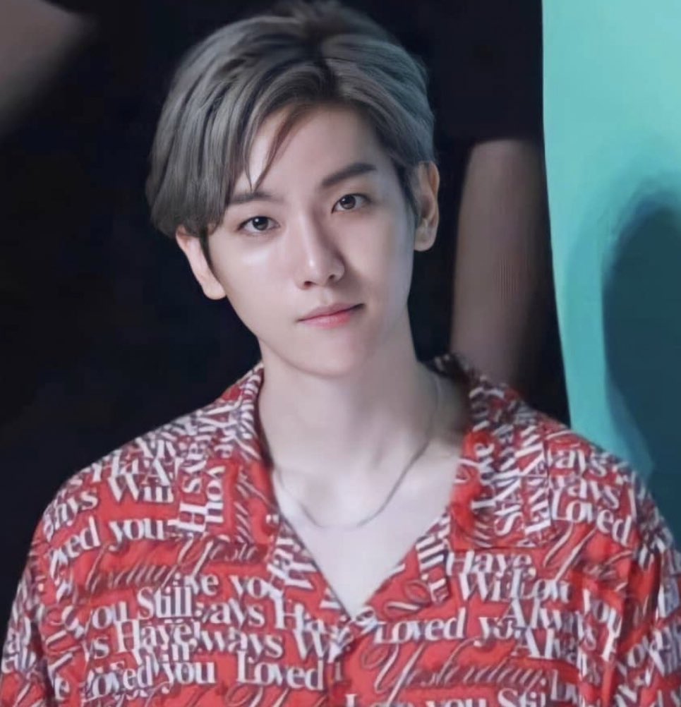 Chanbeee6's tweet photo. 생일 축하해 백현 오빠, ���가 세상에 태어나서 나를 더 행복하게 해줘서 고마워 💜💜💜

#백현 #BAEKHYUN @B_hundred_Hyun 
#터래기야_큥생일축하해_보내줘
#해피큥데이 
#HappyBaekhyunDay https://t.co/KiCSt6pviH