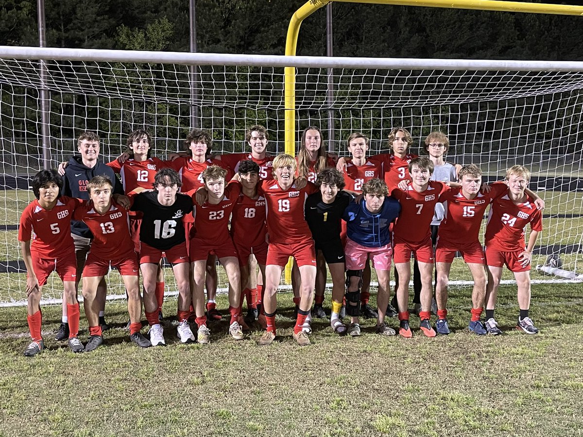 dukessoccer's tweet photo. Dukes down Denbigh 3-1 goals from Kohlby Wilson, Aaron Miller, and Keegan Winter. Assist from Sam Cook and Aaron Miller! https://t.co/2FRsofdAbu