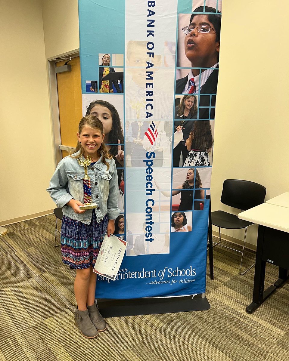 RBGUSD1's tweet photo. Way to go Brooke Porter! Third place win in the Bank of America Speech Finals! 👏🏻🧡💚 #Gauchosrepresent https://t.co/JqijhHYICA